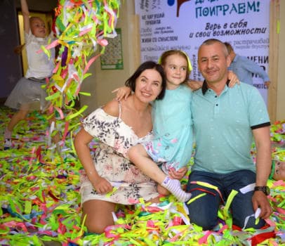 Неоновое ленточное шоу - фото услуги для детского праздника в Находке - фото 3