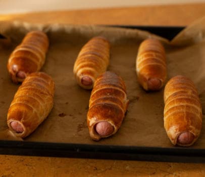 Сосиски в тесте - фото услуги для детского праздника в Находке - фото 2