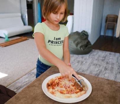 Делаем пиццу - фото услуги для детского праздника в Находке - фото 21