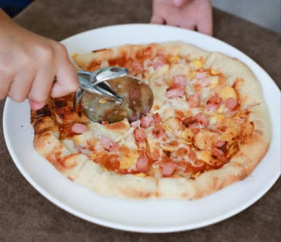 Делаем пиццу - фото услуги для детского праздника в Находке - фото 22