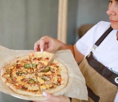 Делаем пиццу - фото услуги для детского праздника в Находке - фото 30