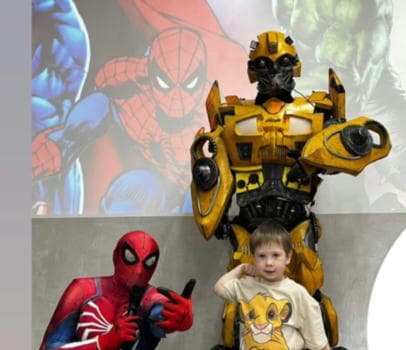 Трансформеры и Супер герои - hero в Находке, цена 12000 руб.