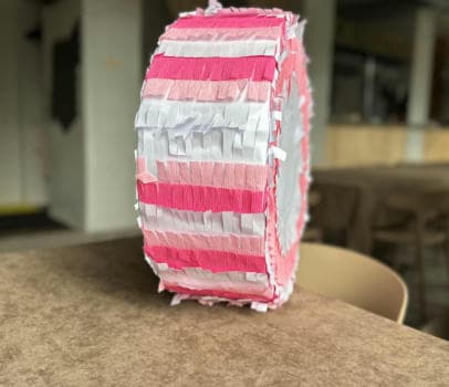 Пиньята  (Подходит детям с 5 лет и старше) - фото услуги для детского праздника в Находке - фото 4