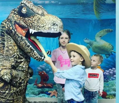 ПРОГРАММА "ЭкспеДИНО" - фото услуги для детского праздника в Находке - фото 1