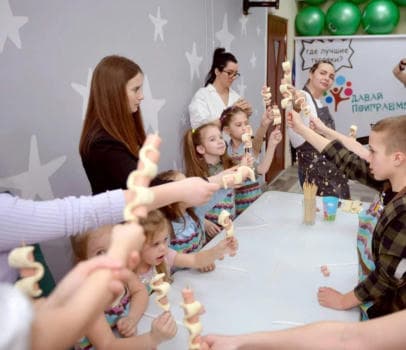 Сосиски в тесте - фото услуги для детского праздника в Находке - фото 16