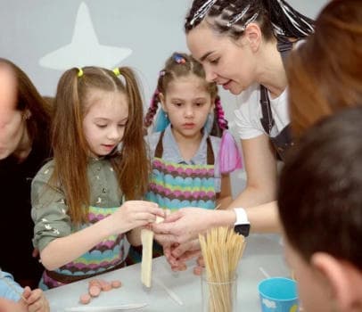 Сосиски в тесте - фото услуги для детского праздника в Находке - фото 20