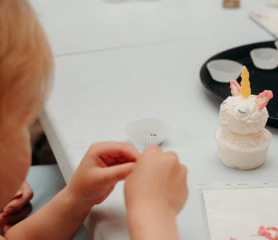 Мороженое с шоко-топпером  - фото услуги для детского праздника в Находке - фото 4