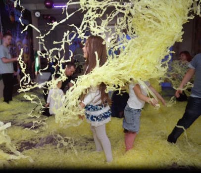 Неоновое Лайт ленточное шоу - фото услуги для детского праздника в Находке - фото 15