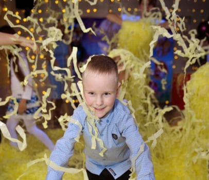 Неоновое Лайт ленточное шоу - фото услуги для детского праздника в Находке - фото 22