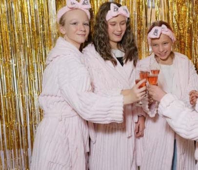 БЬЮТИ ВЕЧЕРИНКА ДЛЯ ДЕВОЧЕК - фото услуги для детского праздника в Находке - фото 3