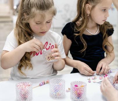 Браслет с шармами - фото услуги для детского праздника в Находке - фото 32