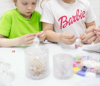 Браслет с шармами - фото услуги для детского праздника в Находке - фото 19