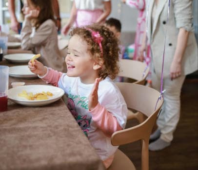 Интерьер студии вкуса Характер в Находке - банкетный зал для детских праздников, фото 22